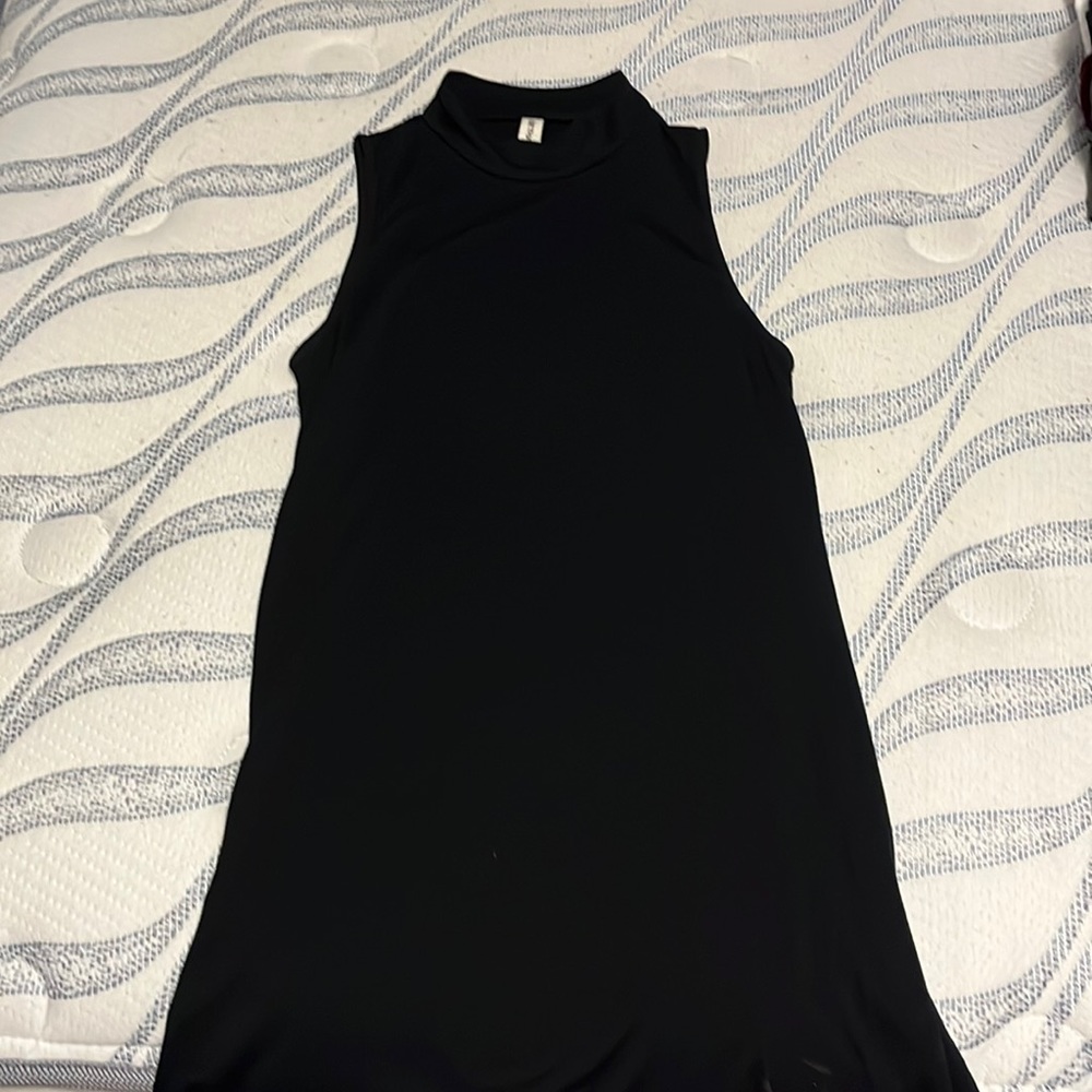 bethany moat turtle neck dress